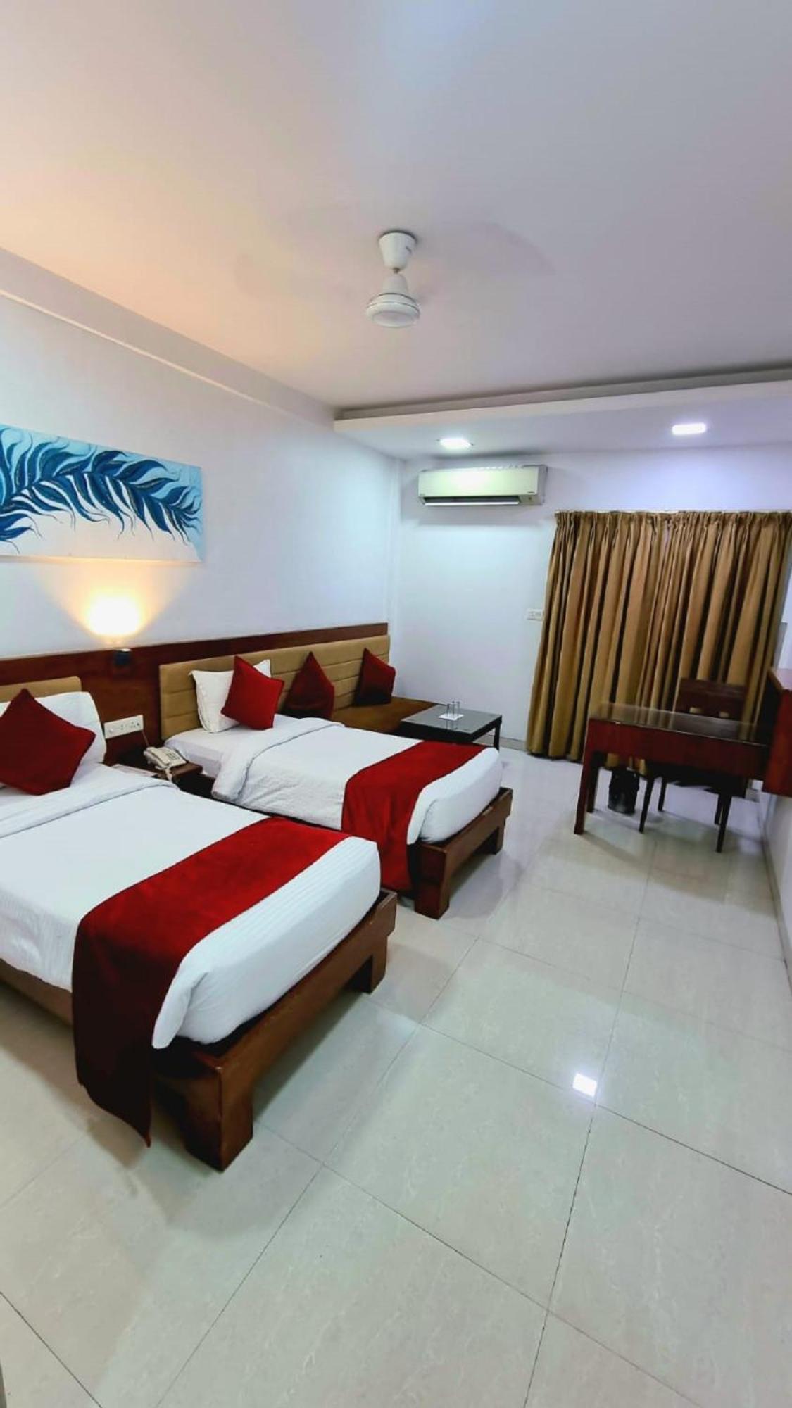 Hotel Raviraj, Chhatrapati Sambhaji Nagar Aurangabad  Luaran gambar